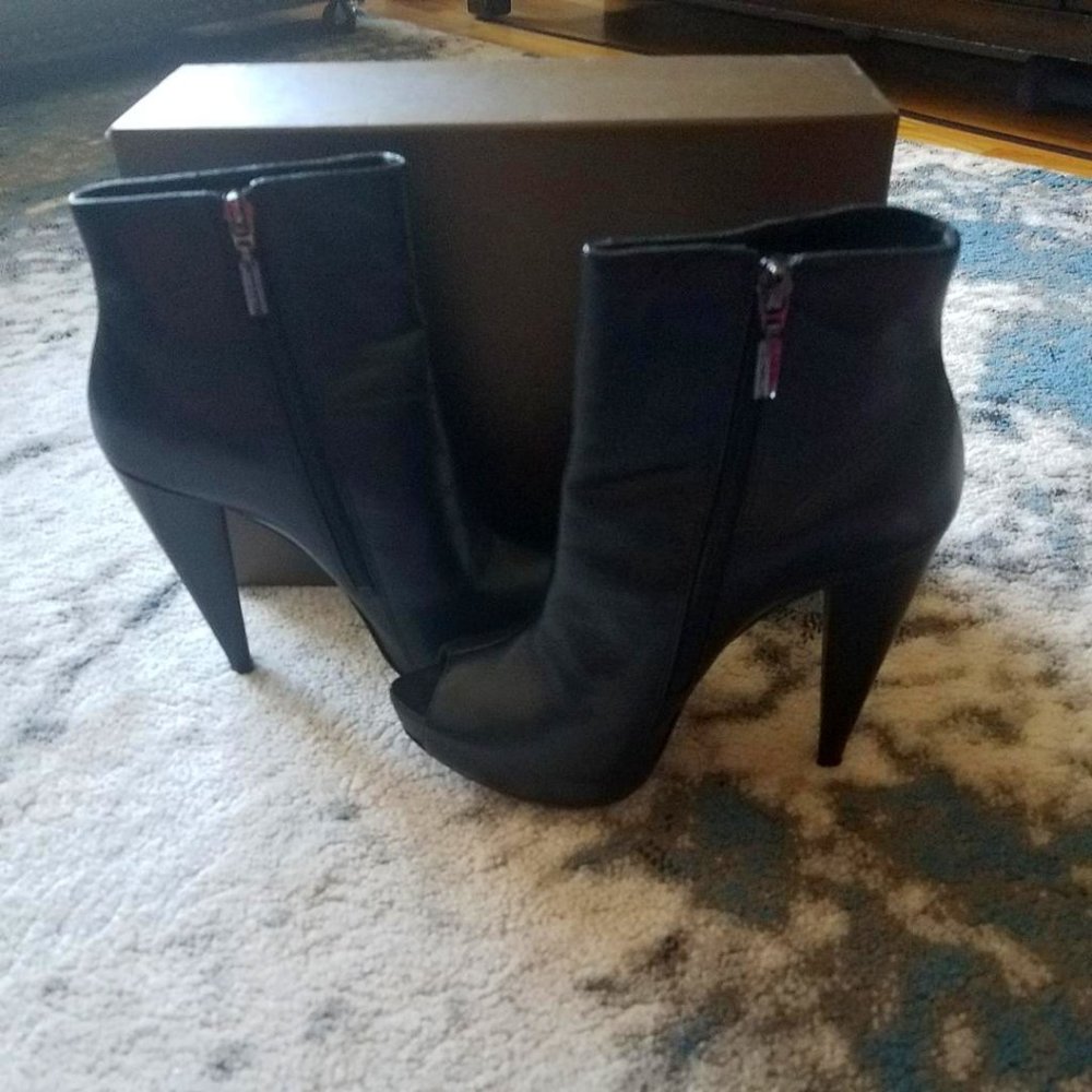 ankle boots